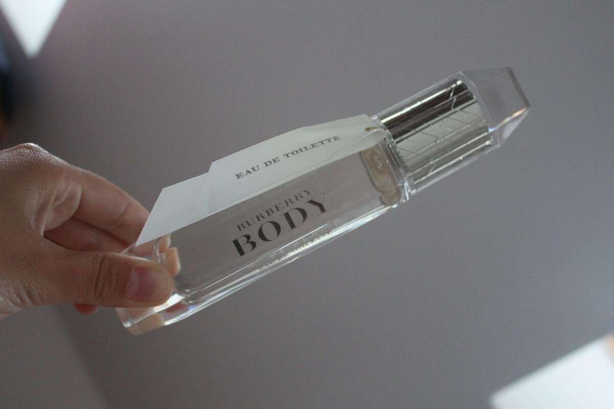 /var/www/selfino.cz/public/wp content/uploads/1829241240 1761029164 burberry body vlastni foto